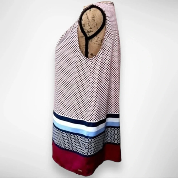 TOMMY HILFIGER Sleeveless Blouse Size Medium EUC - Picture 3 of 6